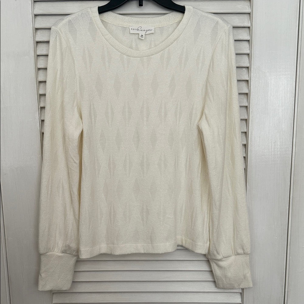 Women’s long sleeve shirt